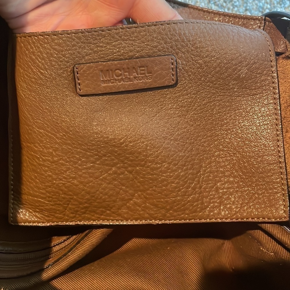 Michael Kors large Hobo leather Purse - Picture 8 of 8
